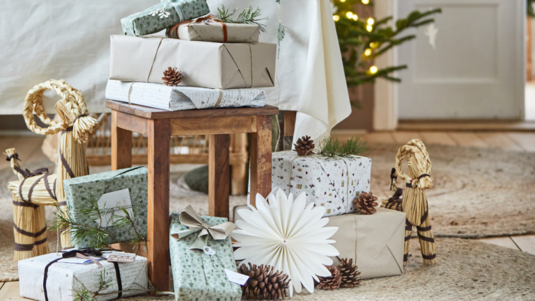 Kalėdinės dekoracijos ir kalėdinės dovanos