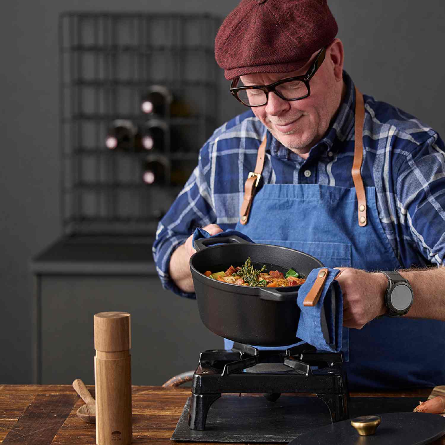 Pipiru malunelis holm, virtuveje Pipirų malūnėlis Holm, virtuvėje