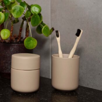 Indelis dantu sepeteliams Ume smelio, interjere