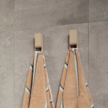 Kabliukas voniai Ume smelio, interjere