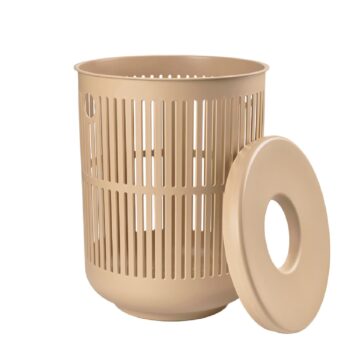 Skalbiniu krepsys Ume smelio, atidarytas